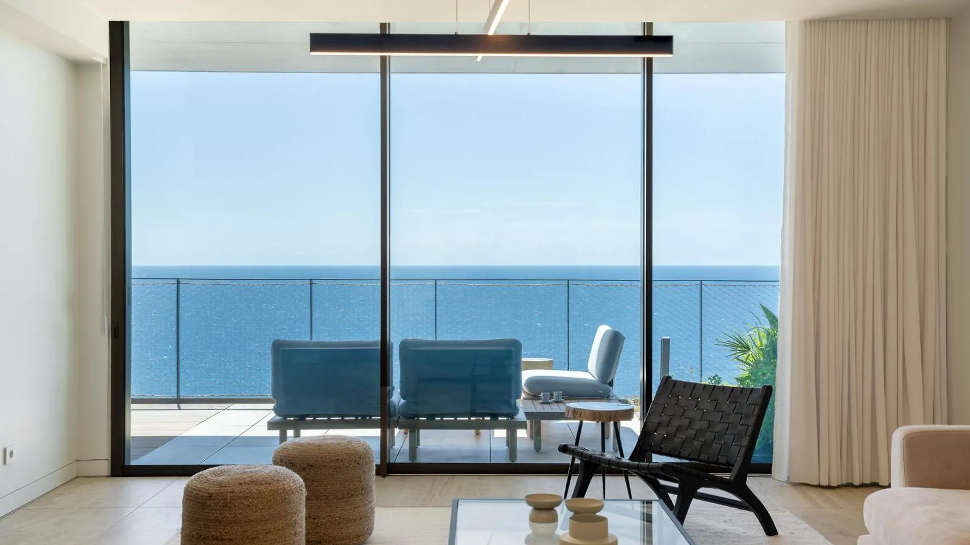 Savoy Monumentalis III By An Island Apart Funchal  Apartamento Funchal (Madeira)